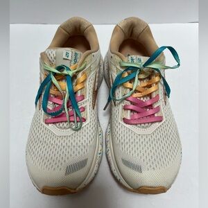 Brooks Ghost 12 Limited Edition 'Vanilla Sprinkles' 1203051B177 Women's Size 8